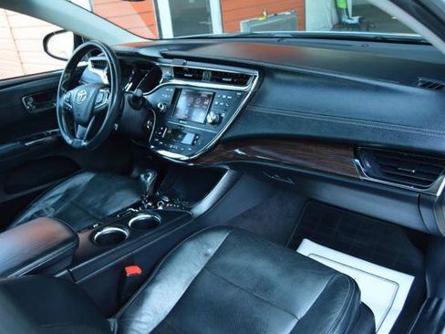 Used 2014 Toyota Avalon Limited FWD image 15