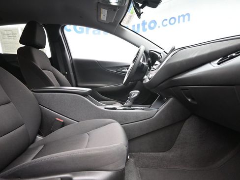 Used 2024 Chevrolet Malibu LT FWD image 7