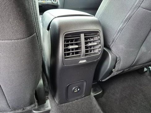 Used 2022 Ford Escape SE AWD/4WD image 16