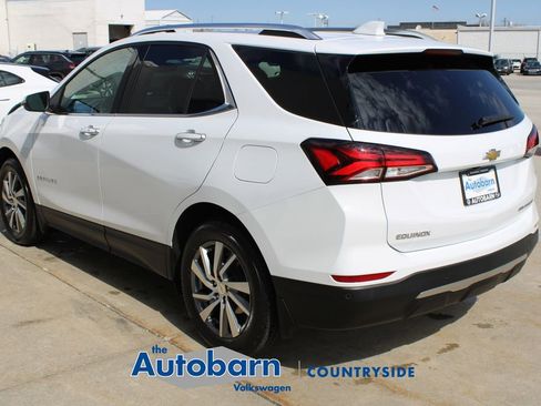 Used 2022 Chevrolet Equinox Premier AWD/4WD image 4