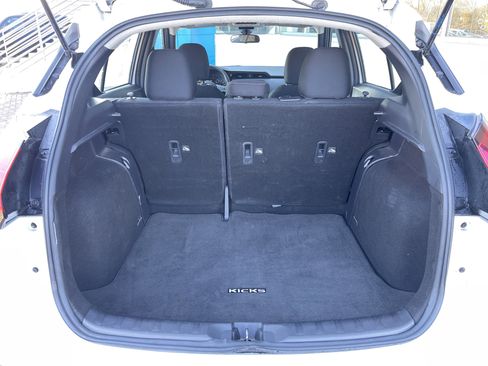 Used 2024 Nissan Kicks SR image 36