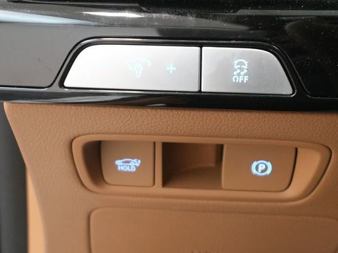 Used 2025 Genesis G80 2.5T Advanced image 40