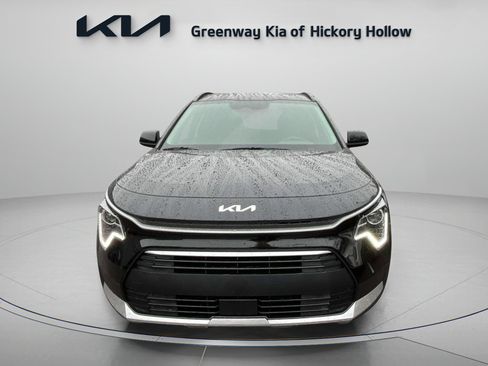 New 2026 Kia Niro EX image 2