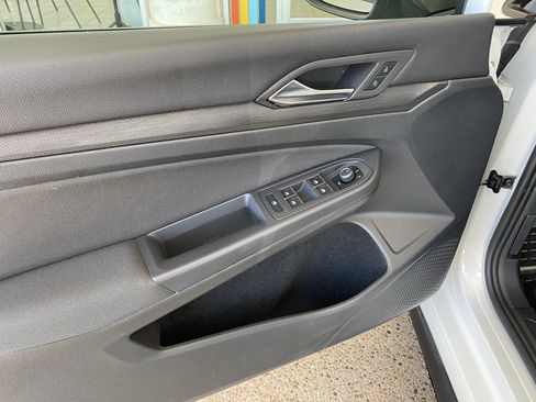Certified 2022 Volkswagen GTI SE FWD image 12