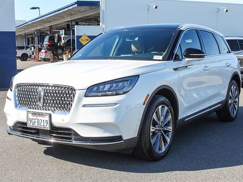 Used 2022 Lincoln Corsair Reserve w/ Equipment Group 201A image 3