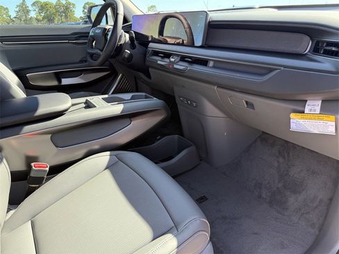 New 2026 Kia EV9 Light image 14