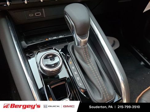 New 2026 GMC Canyon AT4 w/ Technology Plus Package AWD/4WD image 12