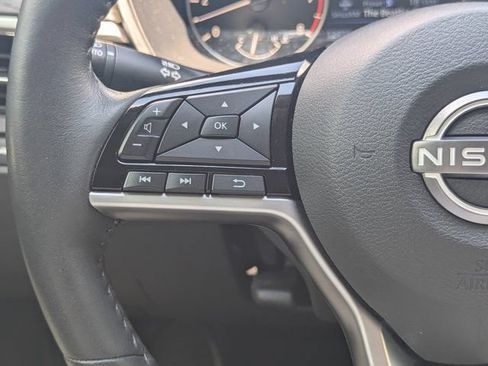 Used 2024 Nissan Altima 2.5 SL FWD image 21