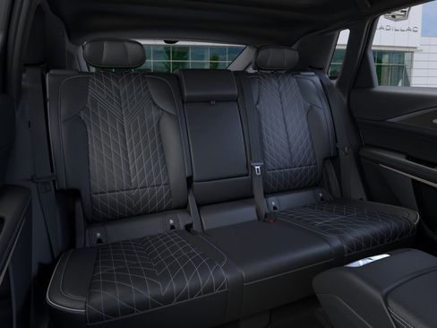 New 2026 Cadillac Lyriq V image 41