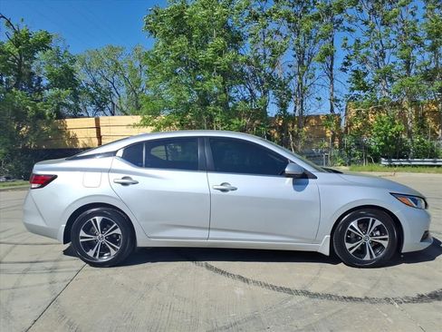 Used 2020 Nissan Sentra SV w/ Electronics Package image 2