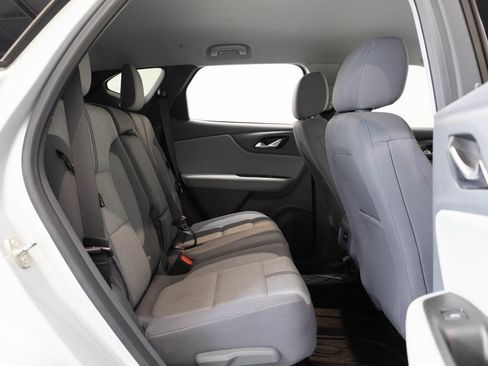 Used 2020 Chevrolet Blazer LT image 21