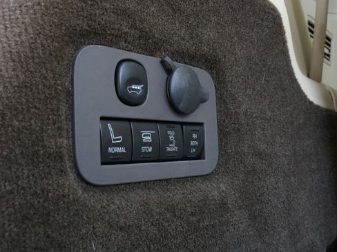 Used 2015 Lincoln MKT AWD w/ Equipment Group 201A image 42