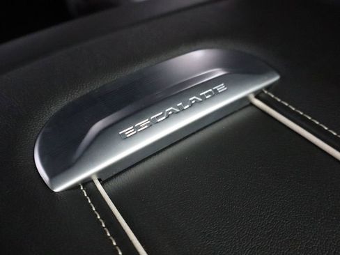 Used 2025 Cadillac Escalade Sport Platinum image 36