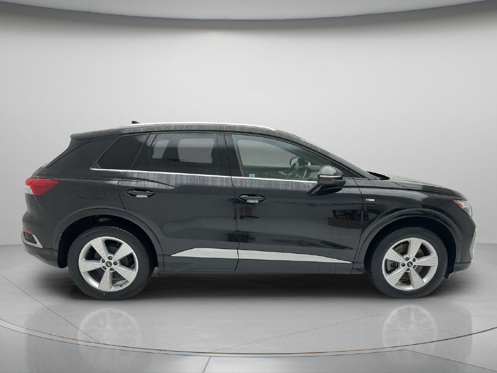 Used 2023 Audi Q4 e-tron Premium Plus w/ Premium Plus AWD/4WD image 6