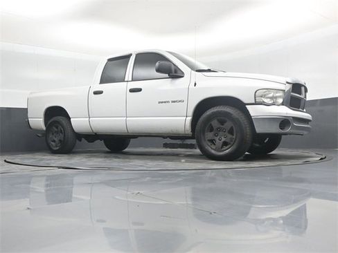 Used 2004 Dodge Ram 1500 Truck SLT image 37