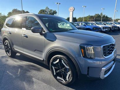 New 2025 Kia Telluride S