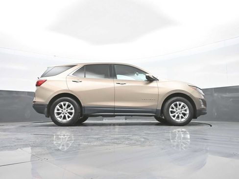 Used 2018 Chevrolet Equinox LT image 37