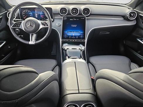 Used 2025 Mercedes-Benz C 300 Sedan image 15
