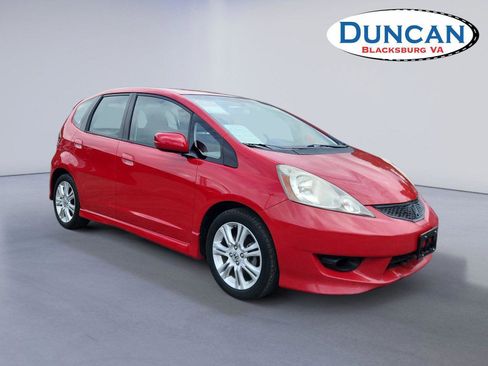 Used 2011 Honda Fit Sport image 1
