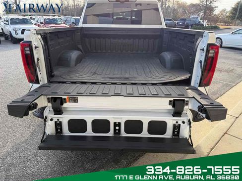 Used 2025 GMC Sierra 2500 Denali w/ Denali Reserve Package image 6