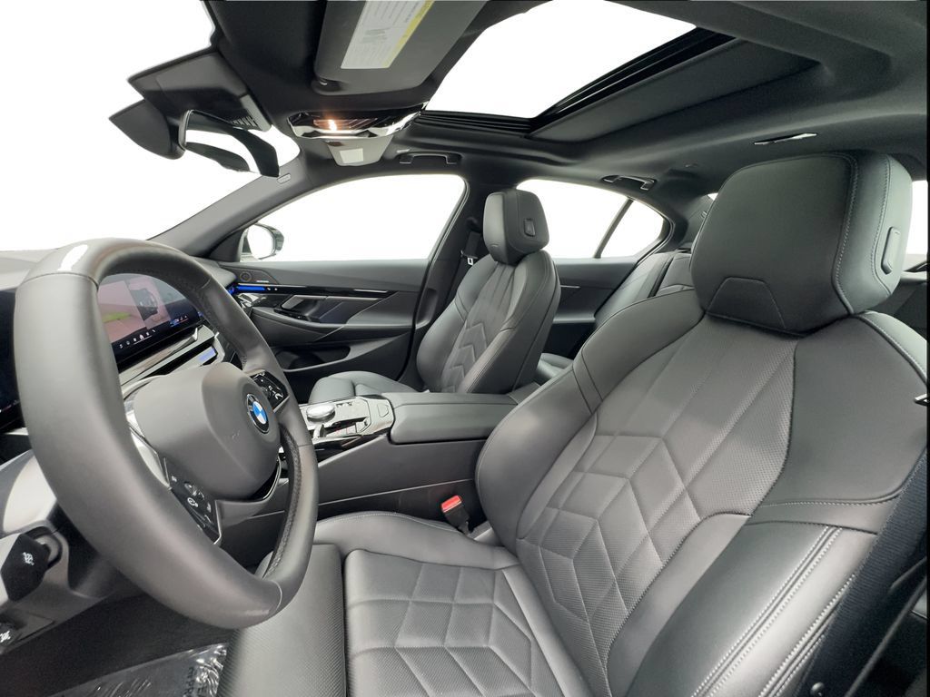 Used 2026 BMW 530i RWD image 19