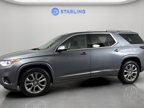 Used 2018 Chevrolet Traverse Premier w/ Driver Confidence II Package image 2