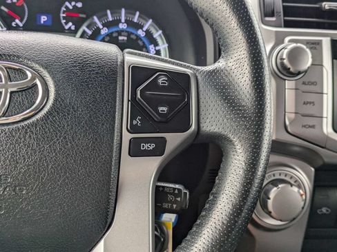 Used 2018 Toyota 4Runner SR5 Premium AWD/4WD image 27
