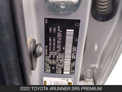Used 2022 Toyota 4Runner SR5 Premium AWD/4WD image 25