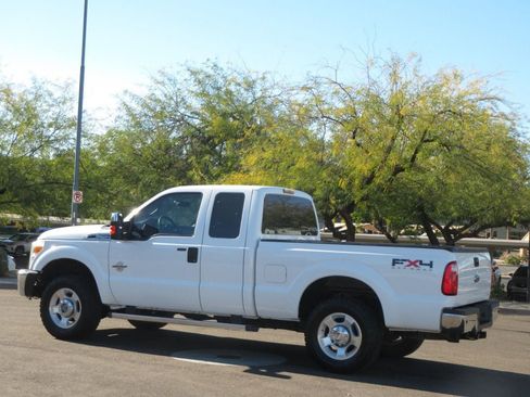 Used 2011 Ford F250 XLT w/ XLT Premium Pkg image 5