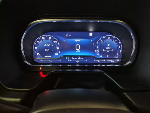 Used 2022 Chevrolet Tahoe RST w/ Sport Performance Package RWD image 25