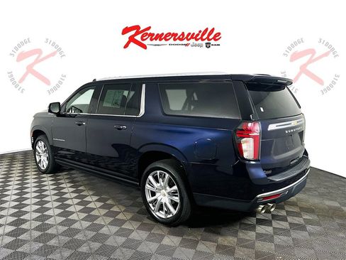 Used 2021 Chevrolet Suburban High Country w/ Premium Package image 5
