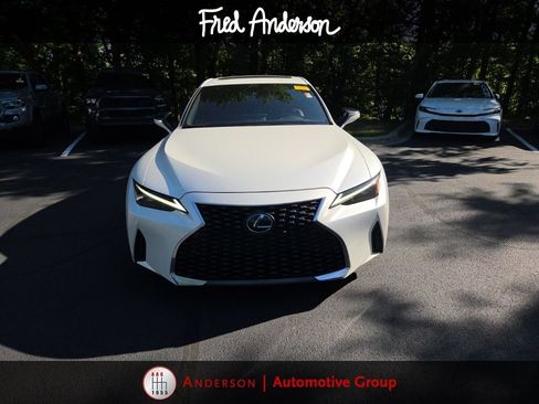 Used 2022 Lexus IS 300 w/ Premium Package RWD image 18