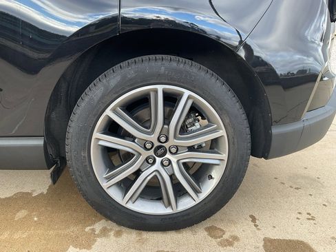 Used 2024 Ford Edge Titanium w/ Equipment Group 301A image 6