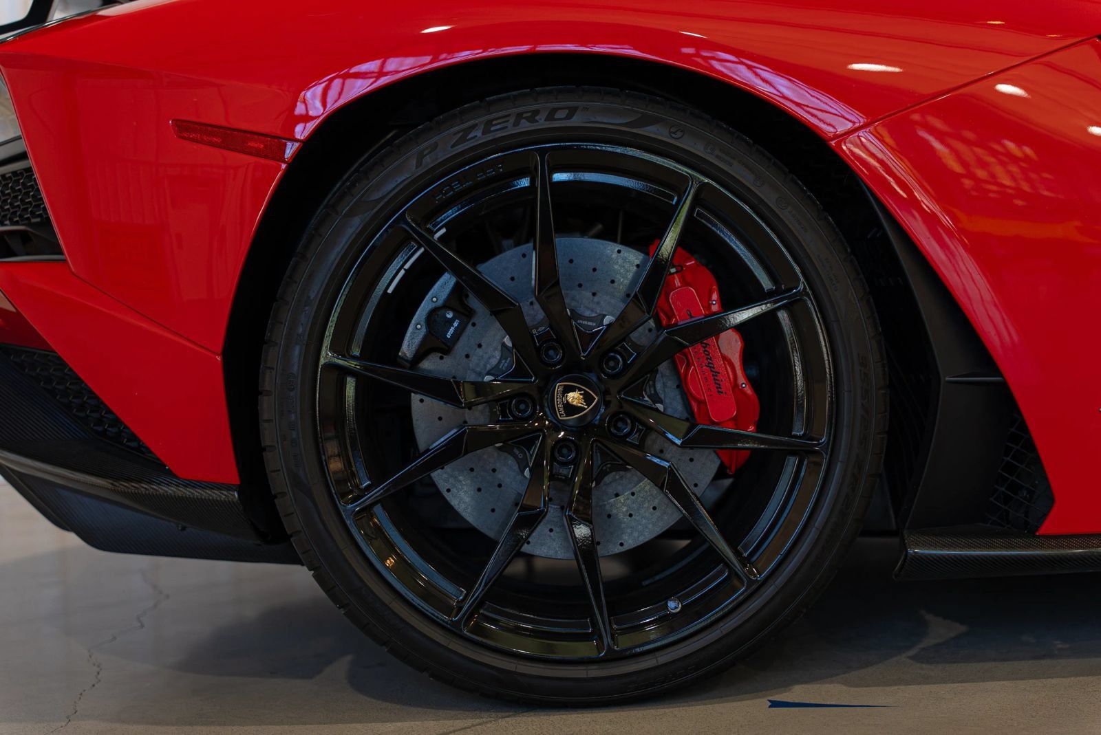 Used 2018 Lamborghini Aventador S AWD/4WD image 11
