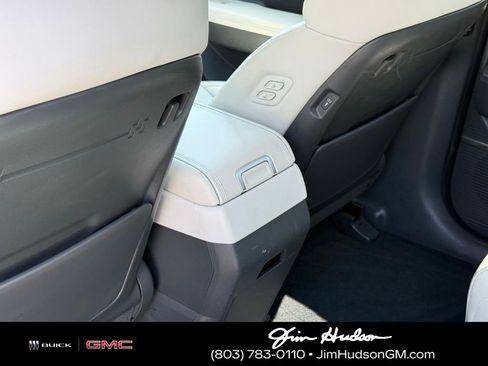 Used 2025 Hyundai Santa Fe Calligraphy FWD image 27