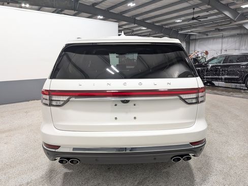 Used 2021 Lincoln Aviator Reserve w/ Elements Package Plus AWD/4WD image 4