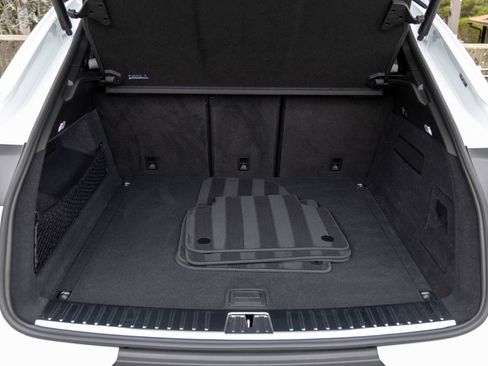 Certified 2026 Porsche Cayenne Coupe AWD/4WD image 48