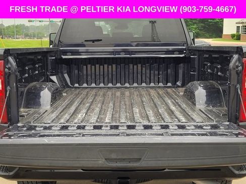Used 2024 Chevrolet Silverado 2500 Custom AWD/4WD image 9