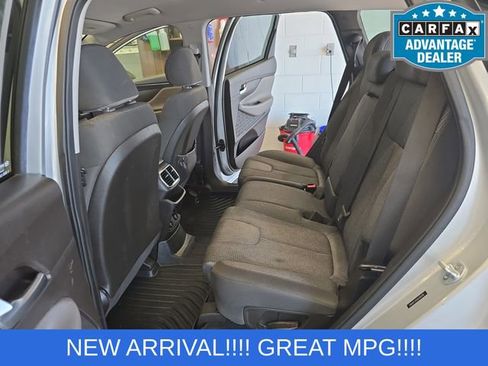 Used 2019 Hyundai Santa Fe SE AWD/4WD image 13