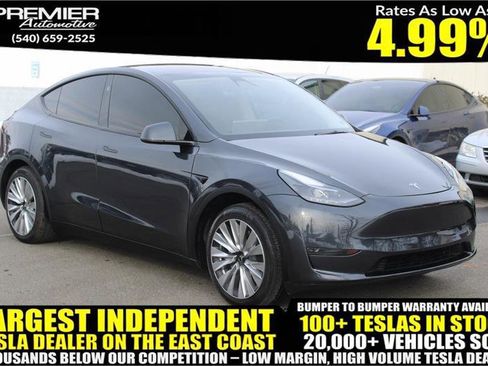 Used 2024 Tesla Model Y Long Range image 1
