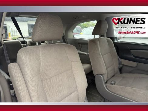 Used 2014 Honda Odyssey EX image 30