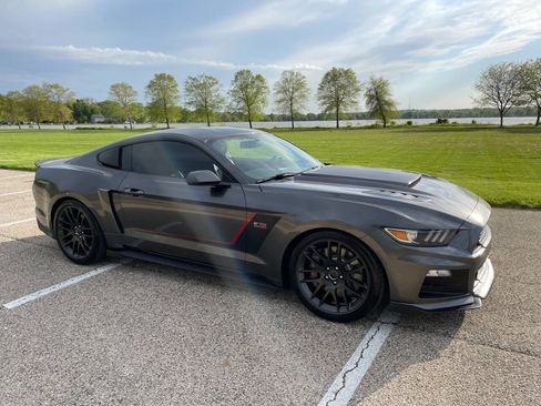 Used 2015 Ford Mustang GT Premium w/ GT Performance Package RWD image 13