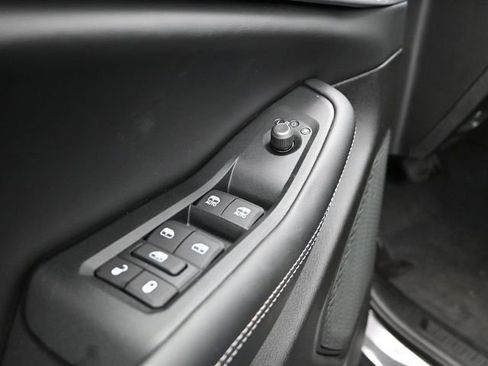 New 2026 Jeep Grand Cherokee Altitude AWD/4WD image 19