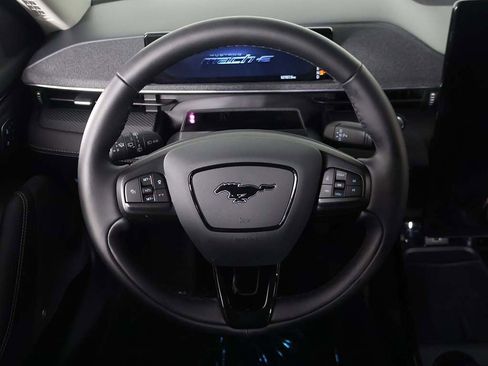 Used 2025 Ford Mustang Mach-E Premium image 38