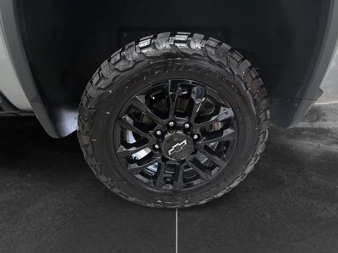 Certified 2025 Chevrolet Silverado 3500 LT w/ Trail Boss Package AWD/4WD image 14
