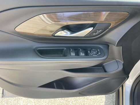 Used 2019 GMC Terrain SLE FWD image 18