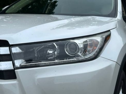 Used 2018 Toyota Highlander Limited Platinum w/ Protection Package #3 AWD/4WD image 9