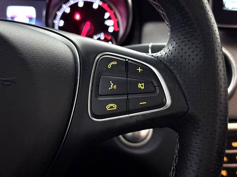 Used 2017 Mercedes-Benz CLA 250 image 38