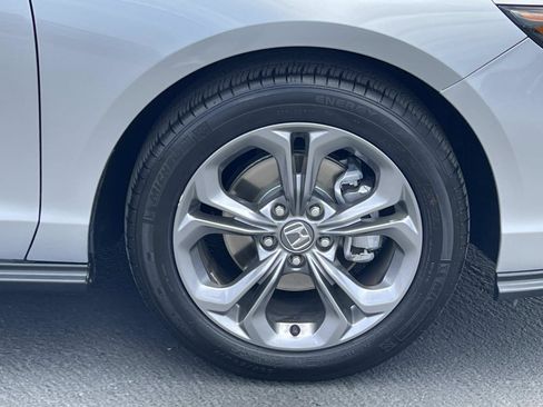 Certified 2024 Honda Accord EX image 27