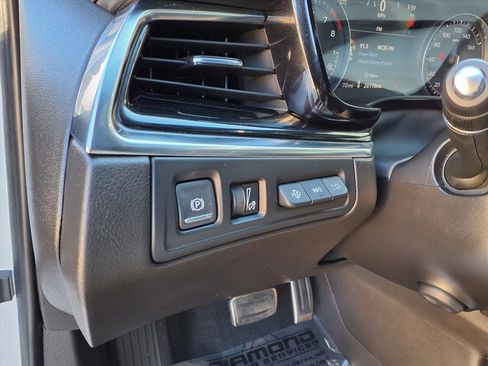 Used 2022 Cadillac XT6 Sport w/ Technology Package image 22